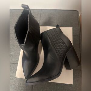 Marc Fisher Maree Booties